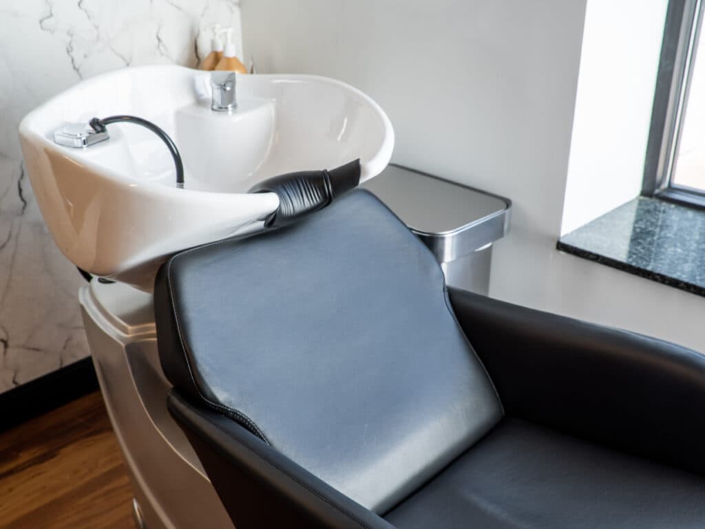 Architectural detail inside a Cosmo Salon Studios Dearborn suite